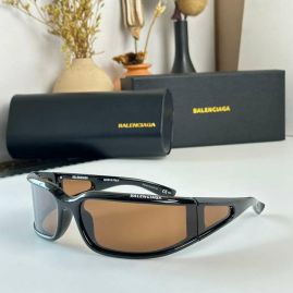 Picture of Balenciga Sunglasses _SKUfw54023022fw